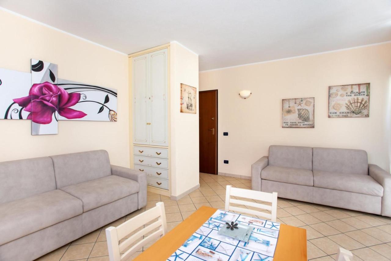 Le Residenze Blu Sardinia Aparthotel La Caletta Buitenkant foto