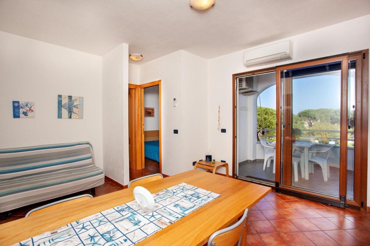 Le Residenze Blu Sardinia Aparthotel La Caletta Buitenkant foto
