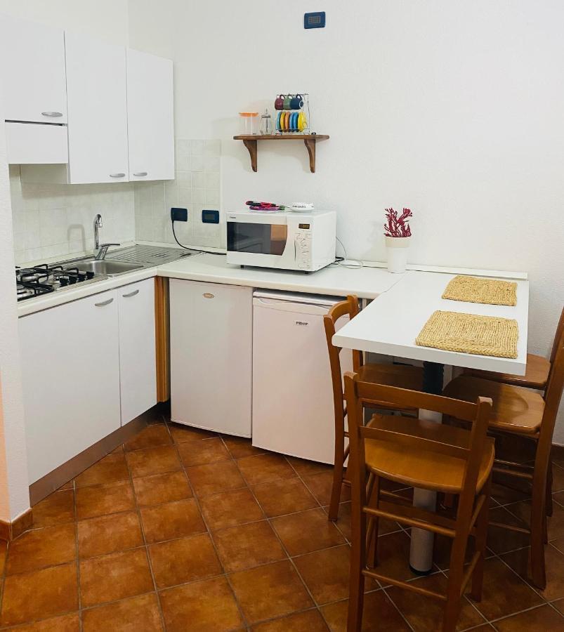 Le Residenze Blu Sardinia Aparthotel La Caletta Buitenkant foto