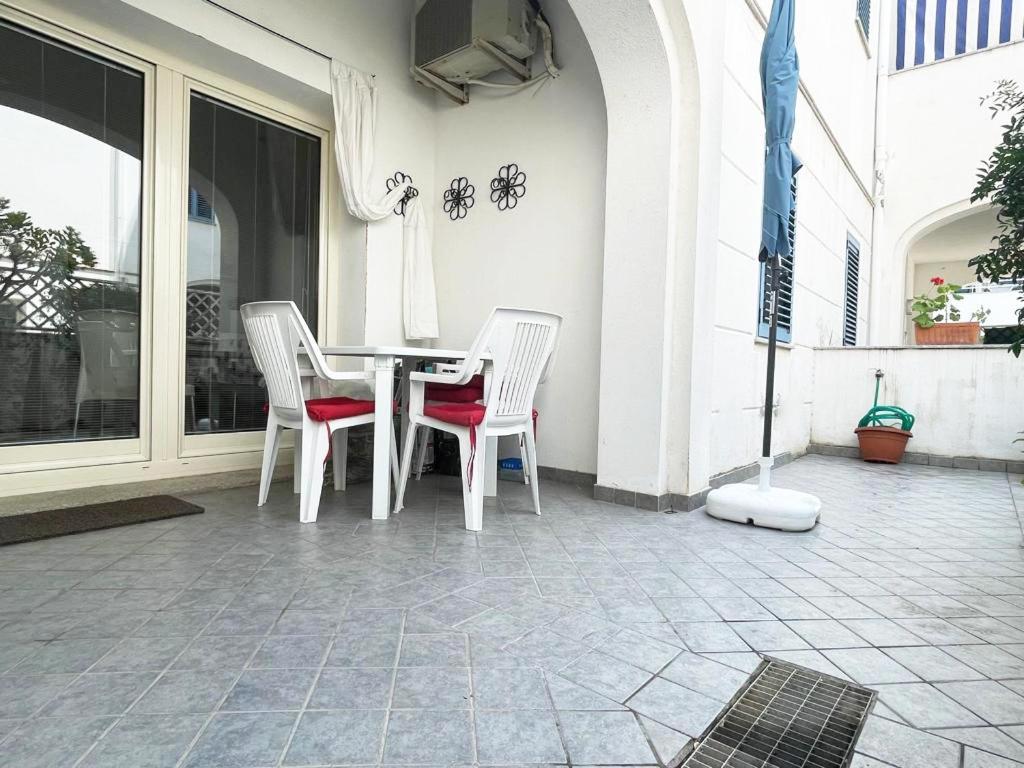 Le Residenze Blu Sardinia Aparthotel La Caletta Buitenkant foto