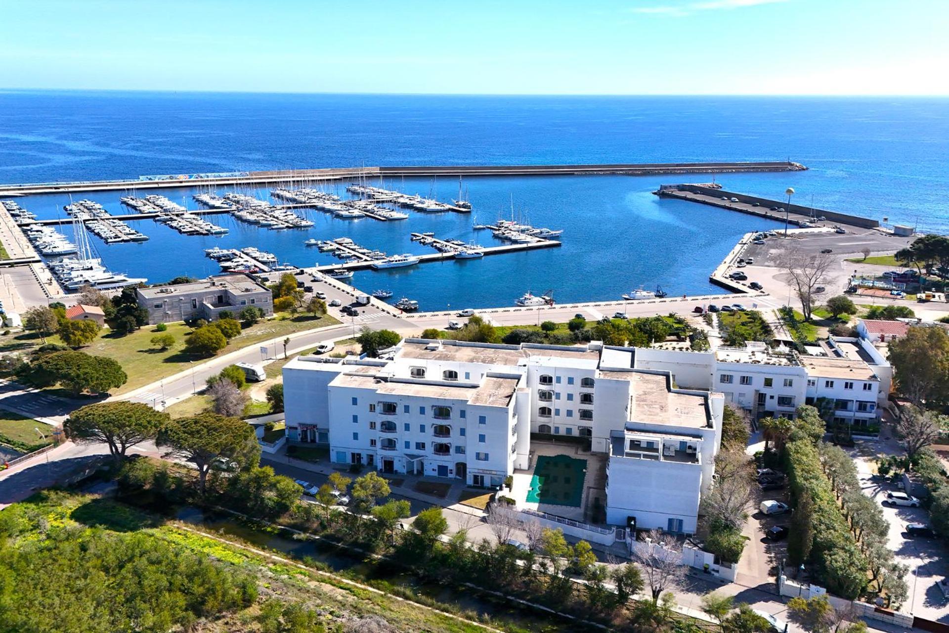 Le Residenze Blu Sardinia Aparthotel La Caletta Buitenkant foto
